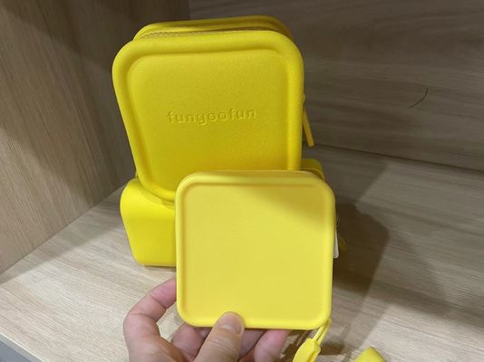 Настраиваемый 100% пищевой силиконовый косметический пакет для аксессуаров для макияжа